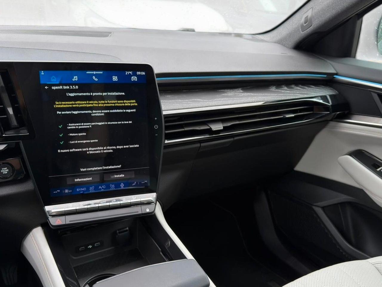 Renault Espace Full Hybrid E-Tech 200 CV 7p Iconic