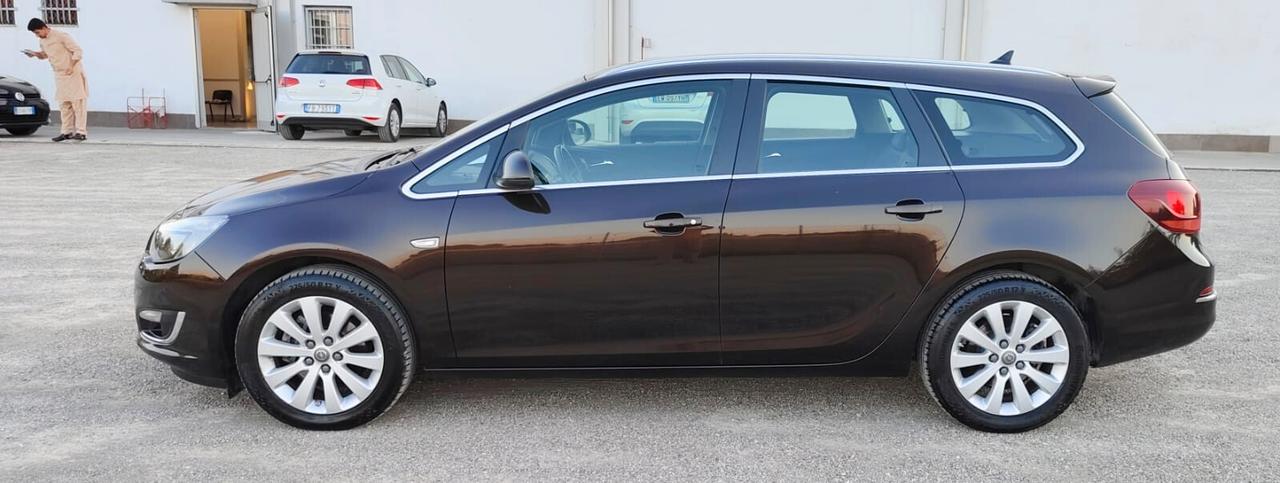 Opel Astra 1.6 CDTI 136CV EcoFLEX S&S Sports Tourer Cosmo