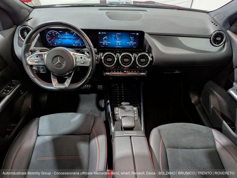 Mercedes-Benz GLA 200 D 4MATIC PREMIUM AUTOMATIC