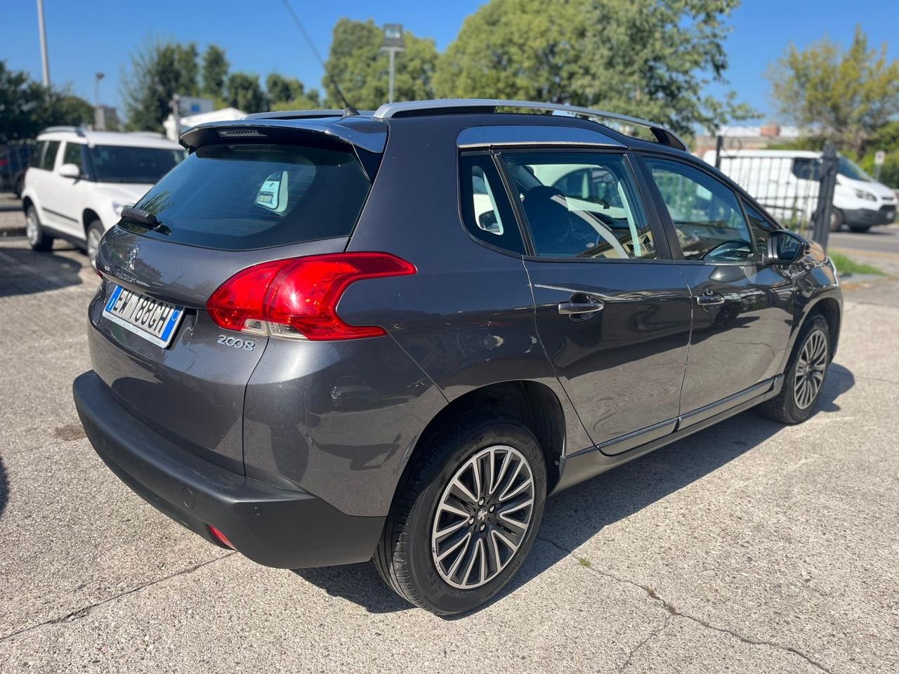 Peugeot 2008 PureTech 82 Access