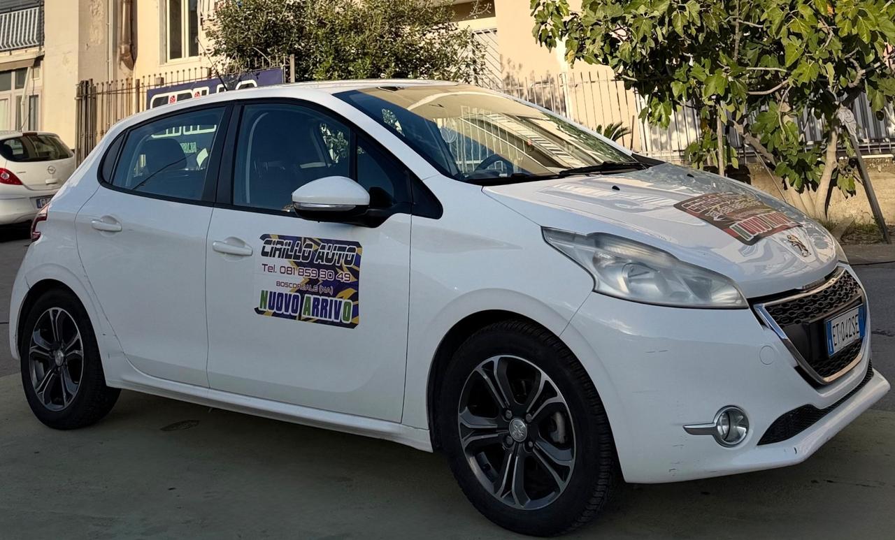Peugeot 208 1.2 Gpl Allure 82 Cv