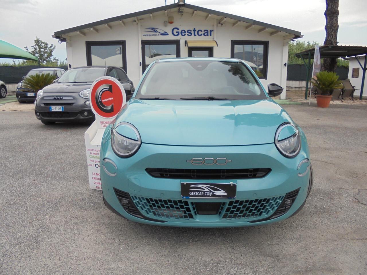 Fiat 600 Hybrid 110 CV DCT MHEV La Prima