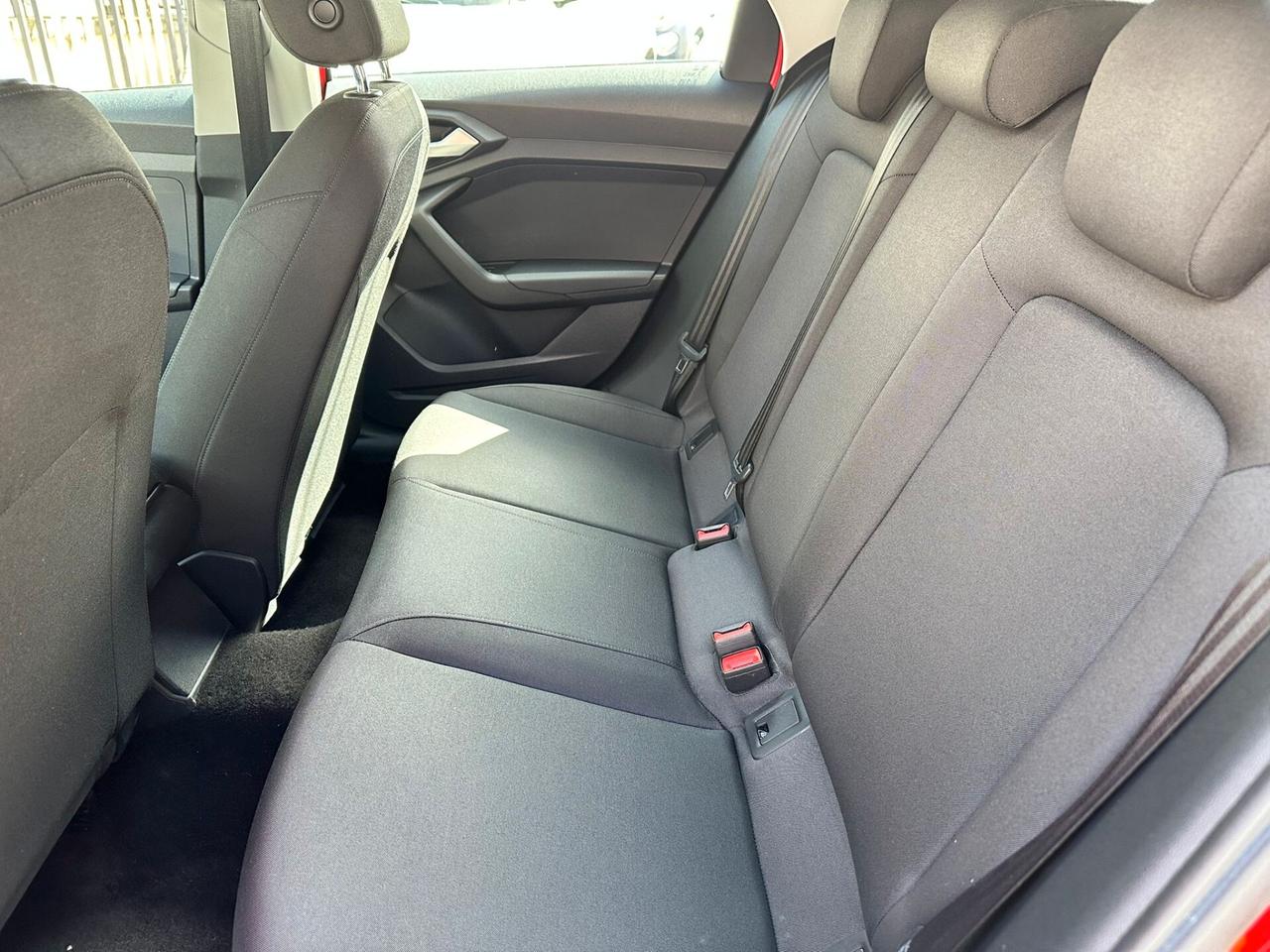 Audi A1 citycarver 30 TFSI Identity Contrast