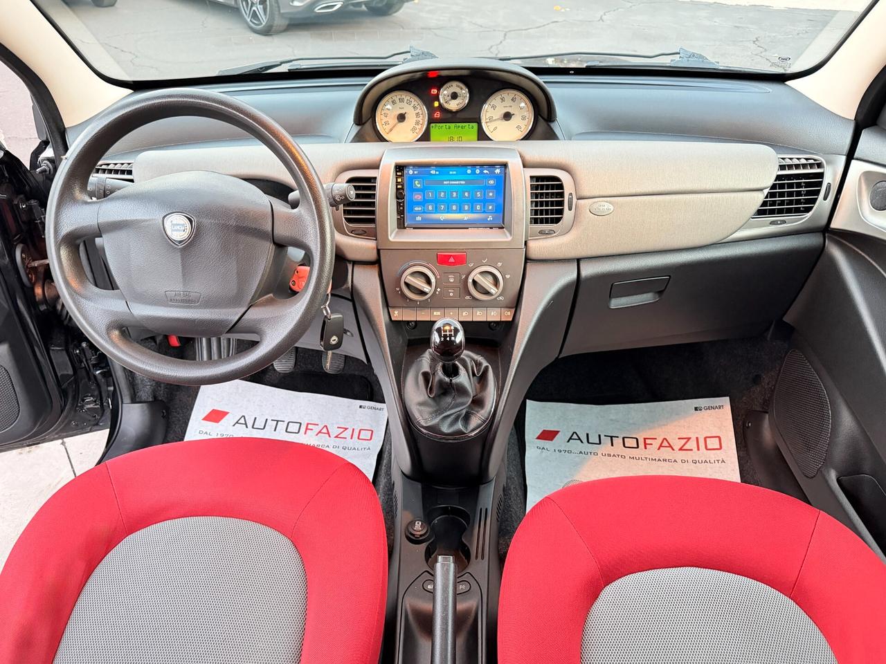Lancia Ypsilon 1.2 Oro Bianco
