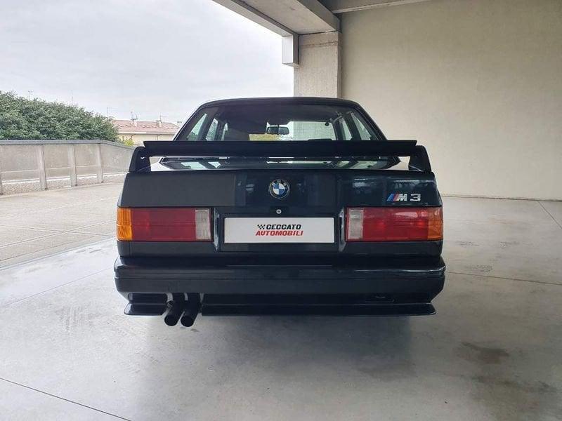 BMW Serie 3 (E30) M3