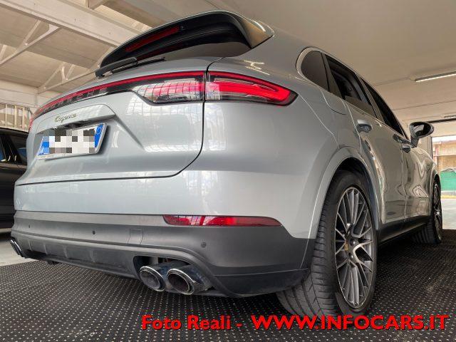 PORSCHE Cayenne 3.0 V6 E-Hybrid PHEV Iva Esposta Promo