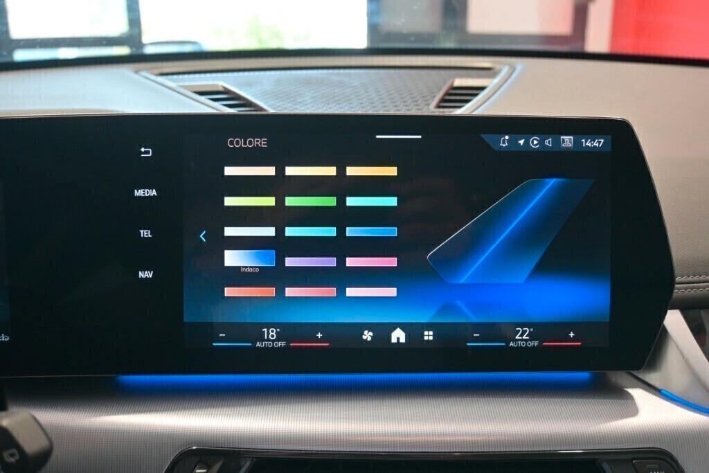 BMW X1 23D 197CV STEPTRONIC 48V X-DRIVE XLINE ( FARI ADATTIVI - CURVED DISPLAY - ACTIVE CRUISE - PELLE - NAVI - MIRROR - PARK ASSISTANT - TELECAMERA POST. - VERNICE OPACA - CERCHI 18 ) CC. 1.995