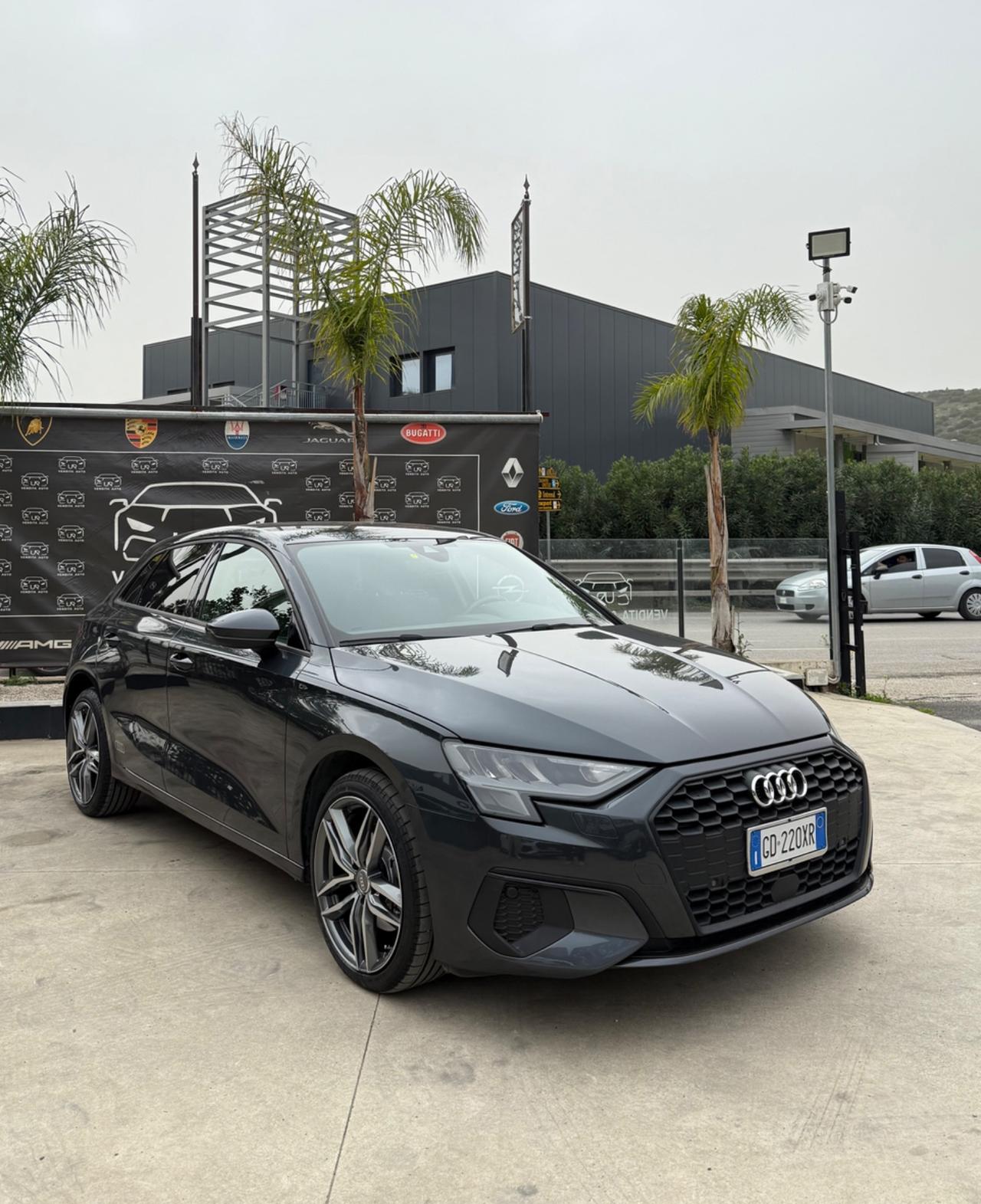 Audi A3 SPB 30 TDI Business Advanced
