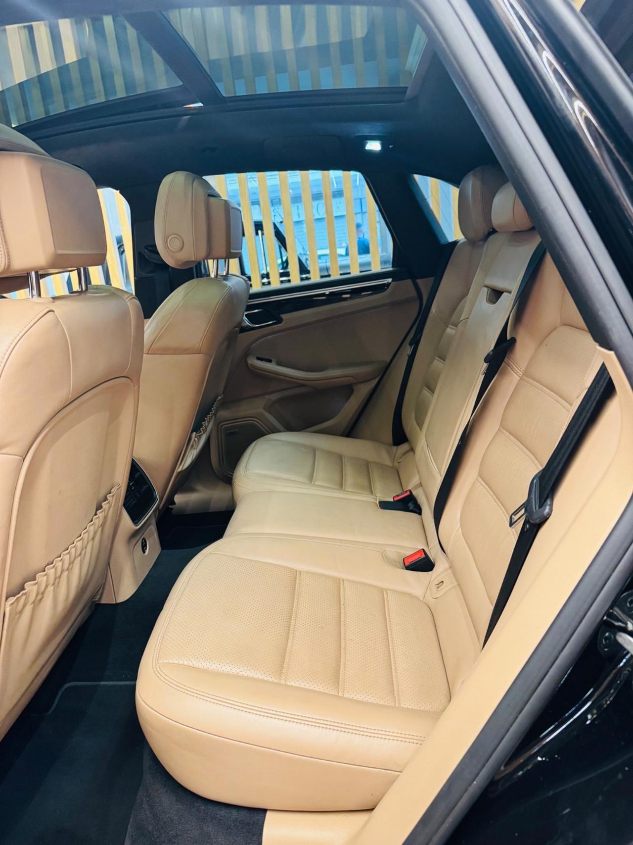 PORSCHE MACAN 2.9 TURBO GTS 441CV RESTYLING