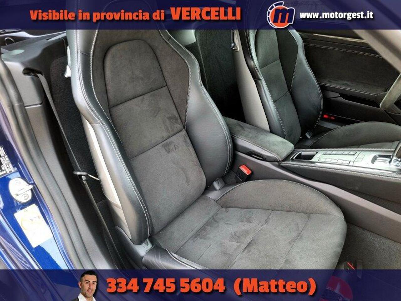 Porsche 718 Cayman GT4 PDK