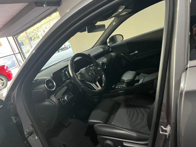 MERCEDES-BENZ A 180 d Automatic Business Extra