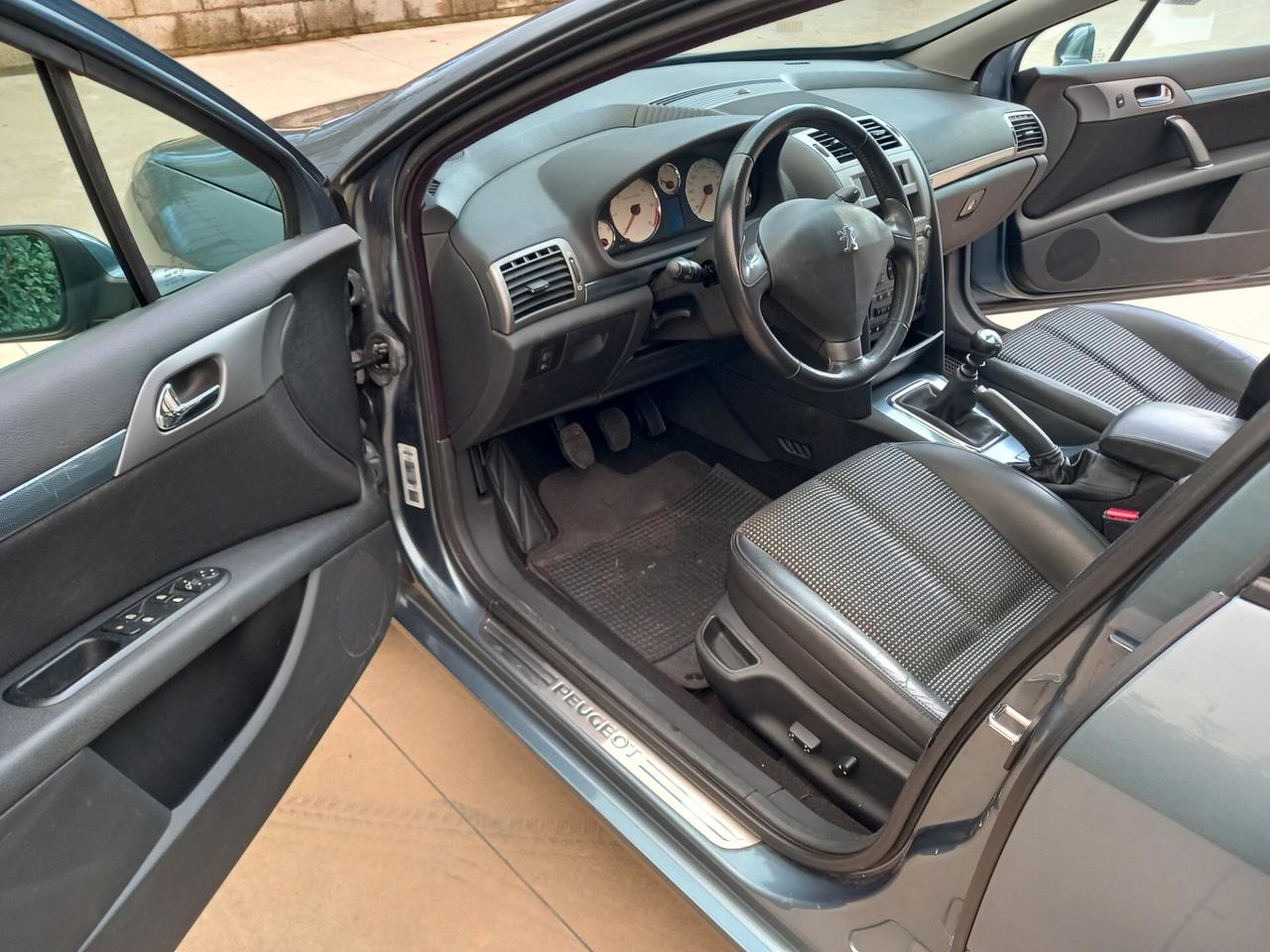 Peugeot 407 2.0 HDi Sport Pack Tecno SOLO 70000 KM!!!!!