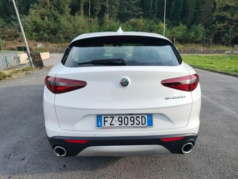 Alfa Romeo Stelvio 2.2 Turbodiesel 190 CV AT8 RWD Executive