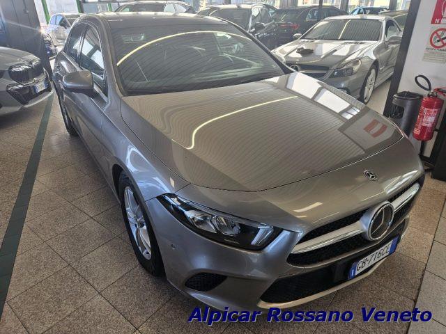 MERCEDES-BENZ A 180 d Automatic EDITION Premium