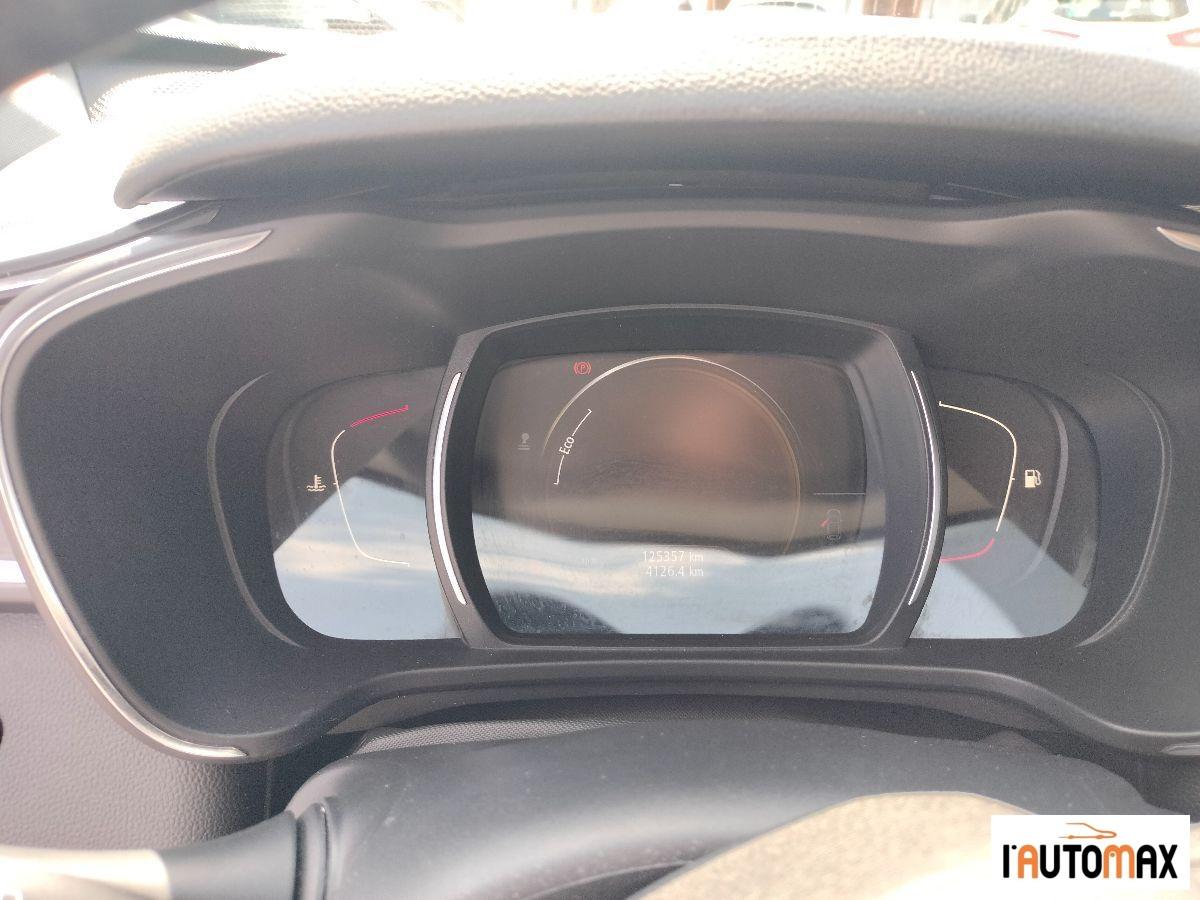 RENAULT Kadjar dCi 110 CV Autocarro