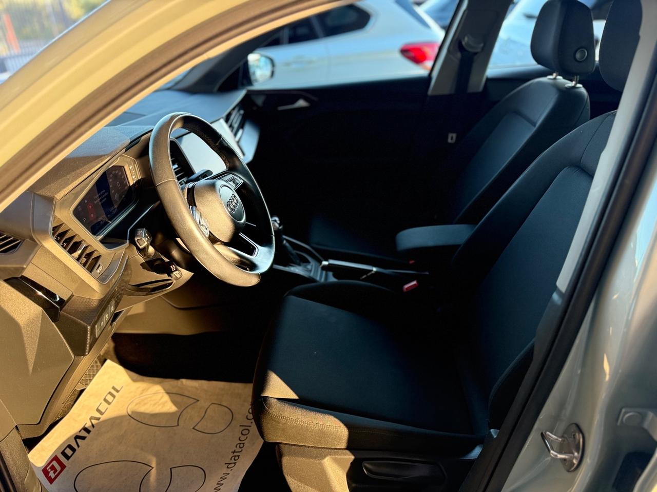 Audi A1 allstreet 30 TFSI Identity Contrast