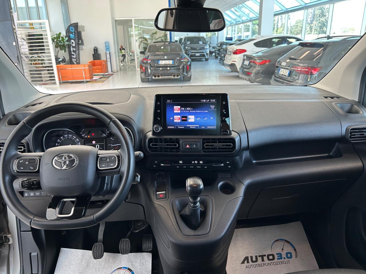 Toyota Proace City Verso 1.5D 130 CV S&S Short D Executive Neopat
