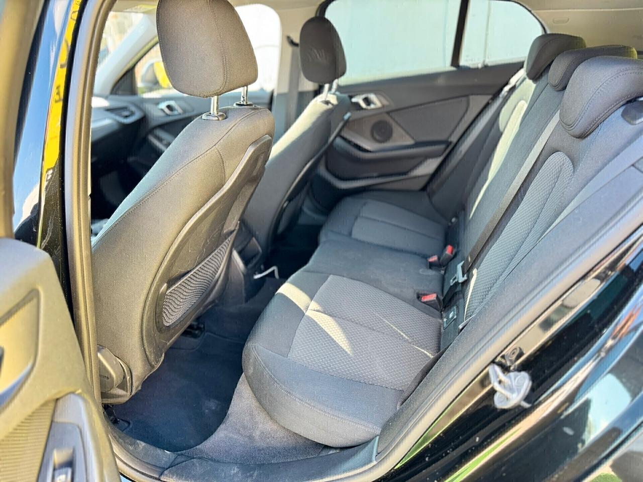 Bmw serie 118d 150cv anno02/2023 Permute Garanzia Finanziamenti