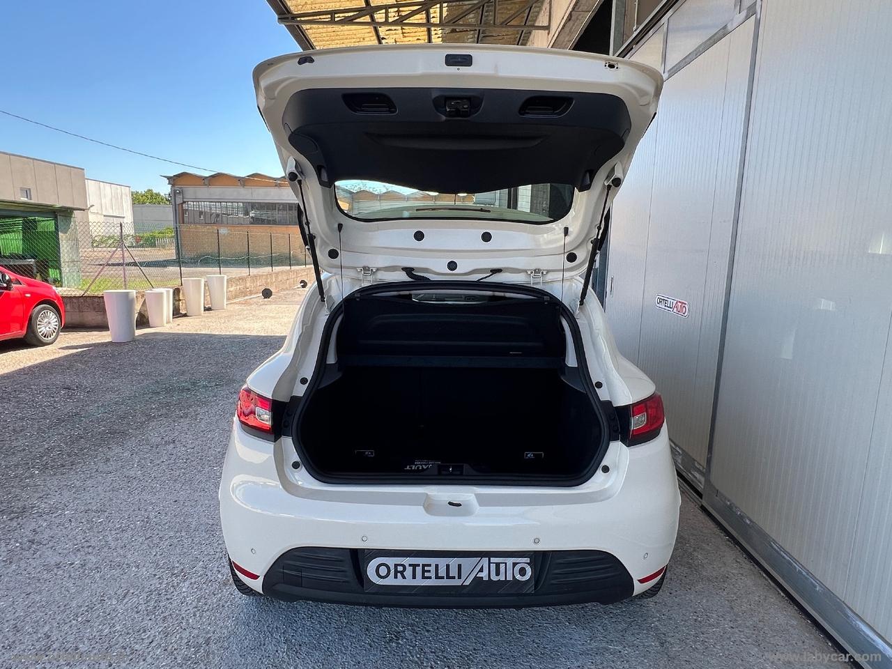 RENAULT Clio 1.5 dCi 8V 75CV S&S ENERGY ZEN N1 AUTOCARRO +IVA