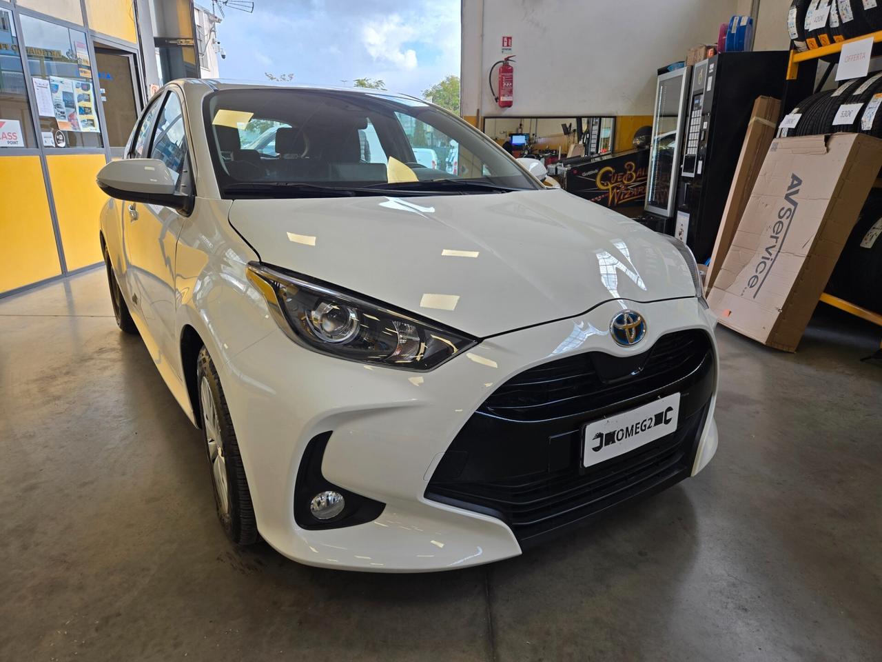 Toyota Yaris 1.5 Hybrid Business