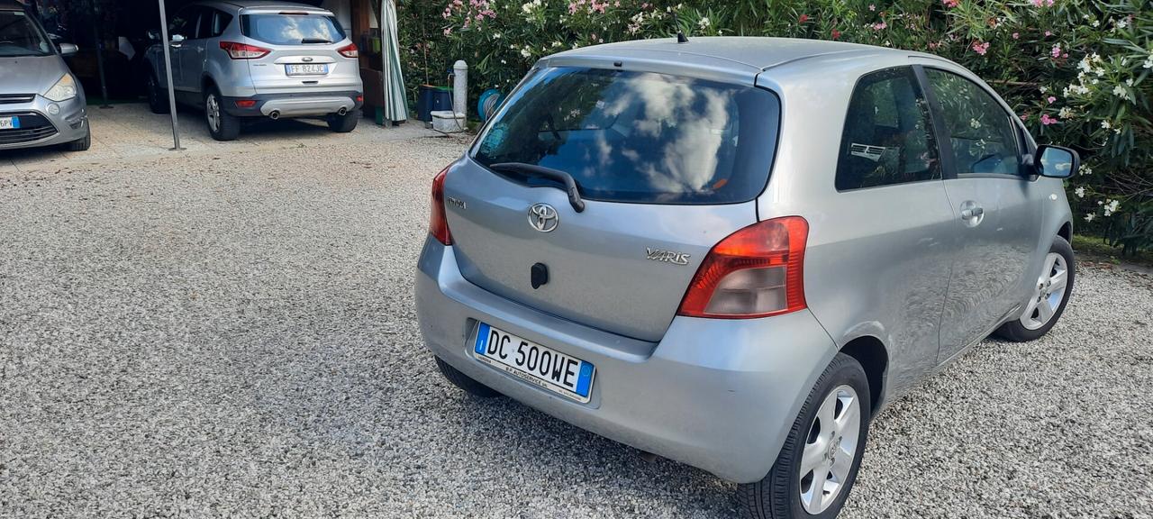 Toyota Yaris 1.3 3 porte
