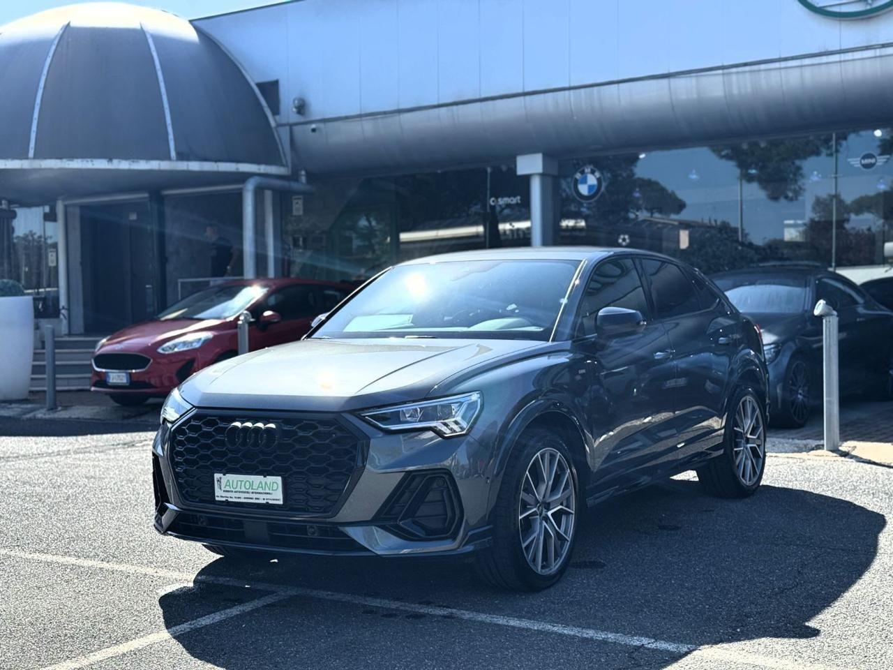 AUDI Q3 SPB 35 TFSI Identity Black 150CV S line