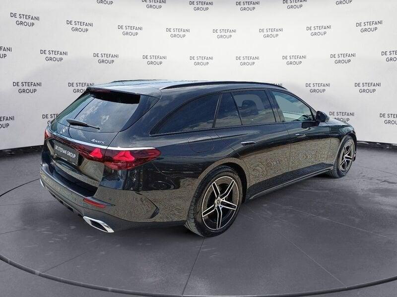 Mercedes-Benz Classe E E 220 d 4Matic AMG Line Premium Plus NIGHT-PACK