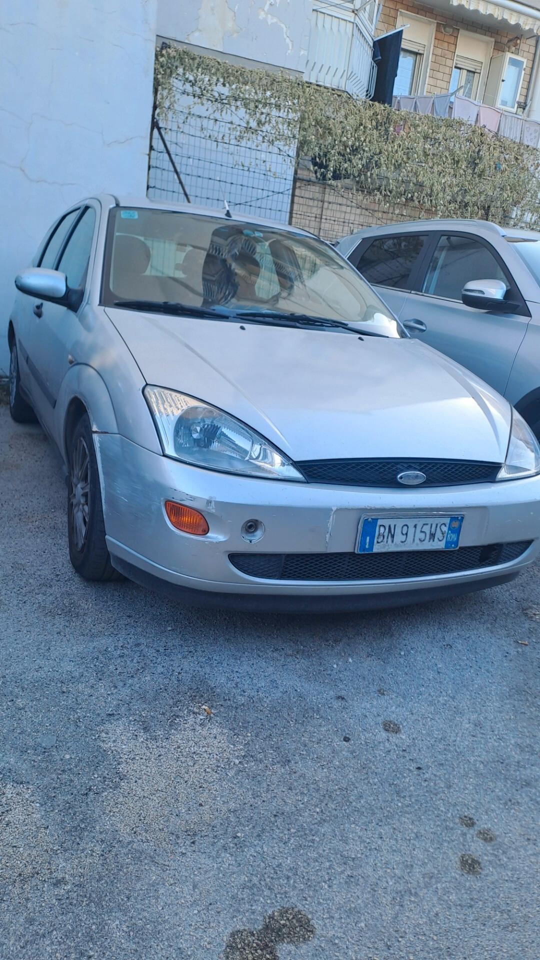 FORD FOCUS 1.8 TDDi CAT 5p Ghia