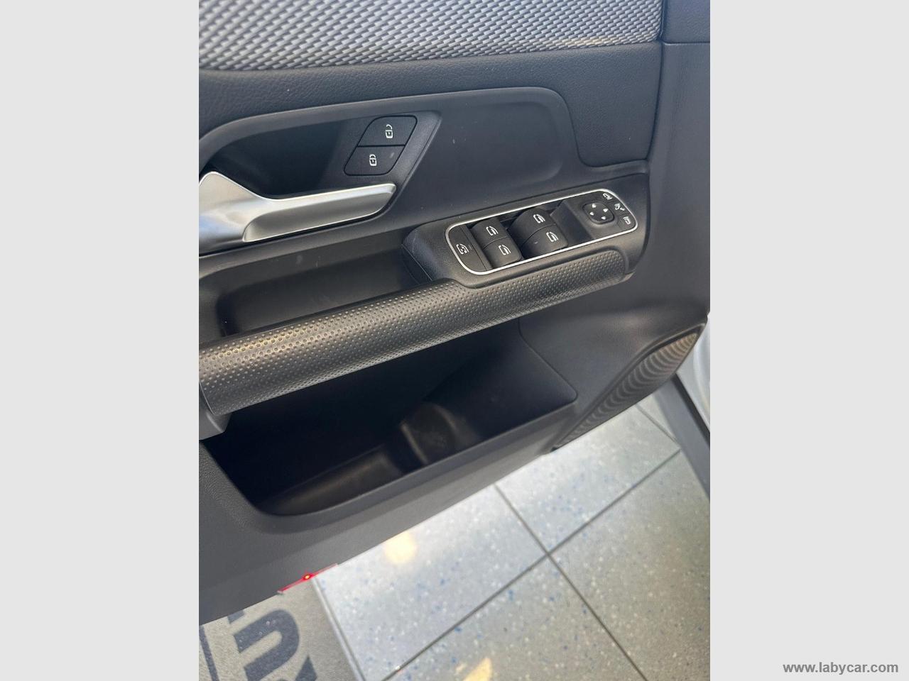 MERCEDES-BENZ GLA 200 d Automatic Business Extra