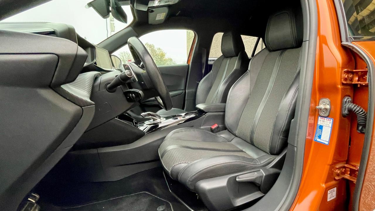 PEUGEOT 2008 1.2 GT-LINE 131CV - FULL LED, PACCHETTO LUCI, NEOPATENTATI