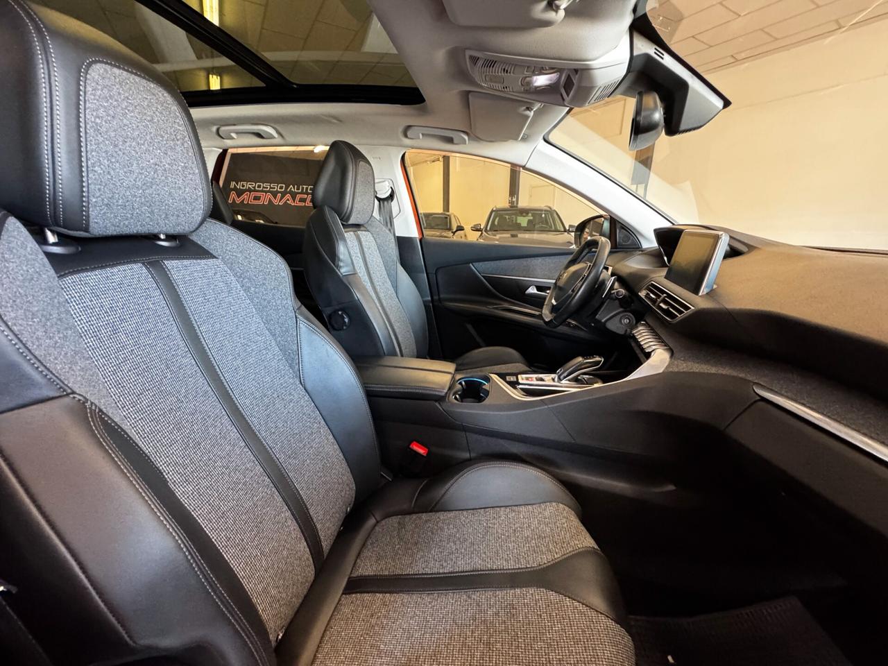 Peugeot 3008 BlueHDi 130cv EAT8 Allure 2020