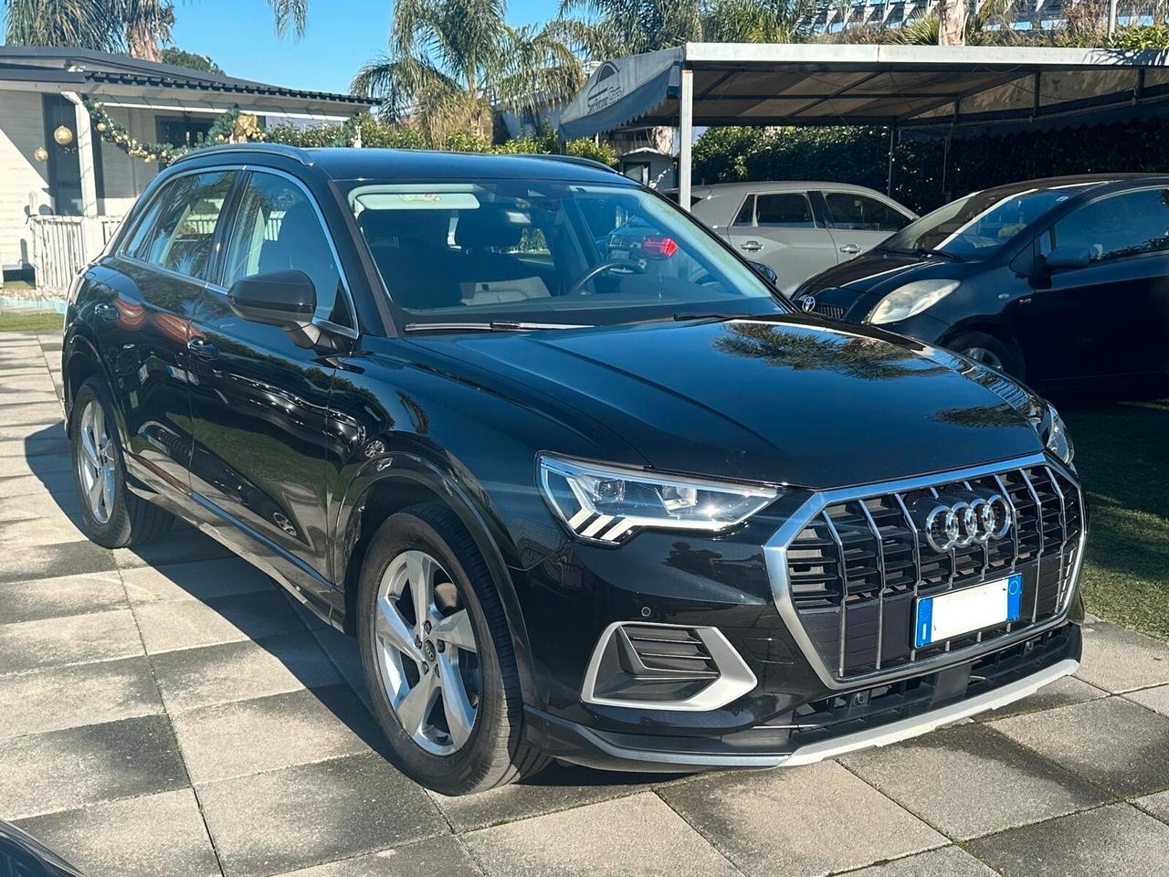 Audi Q3 2.0 TDI 150CV S tronic 200 SPORT-FARI FULL LED