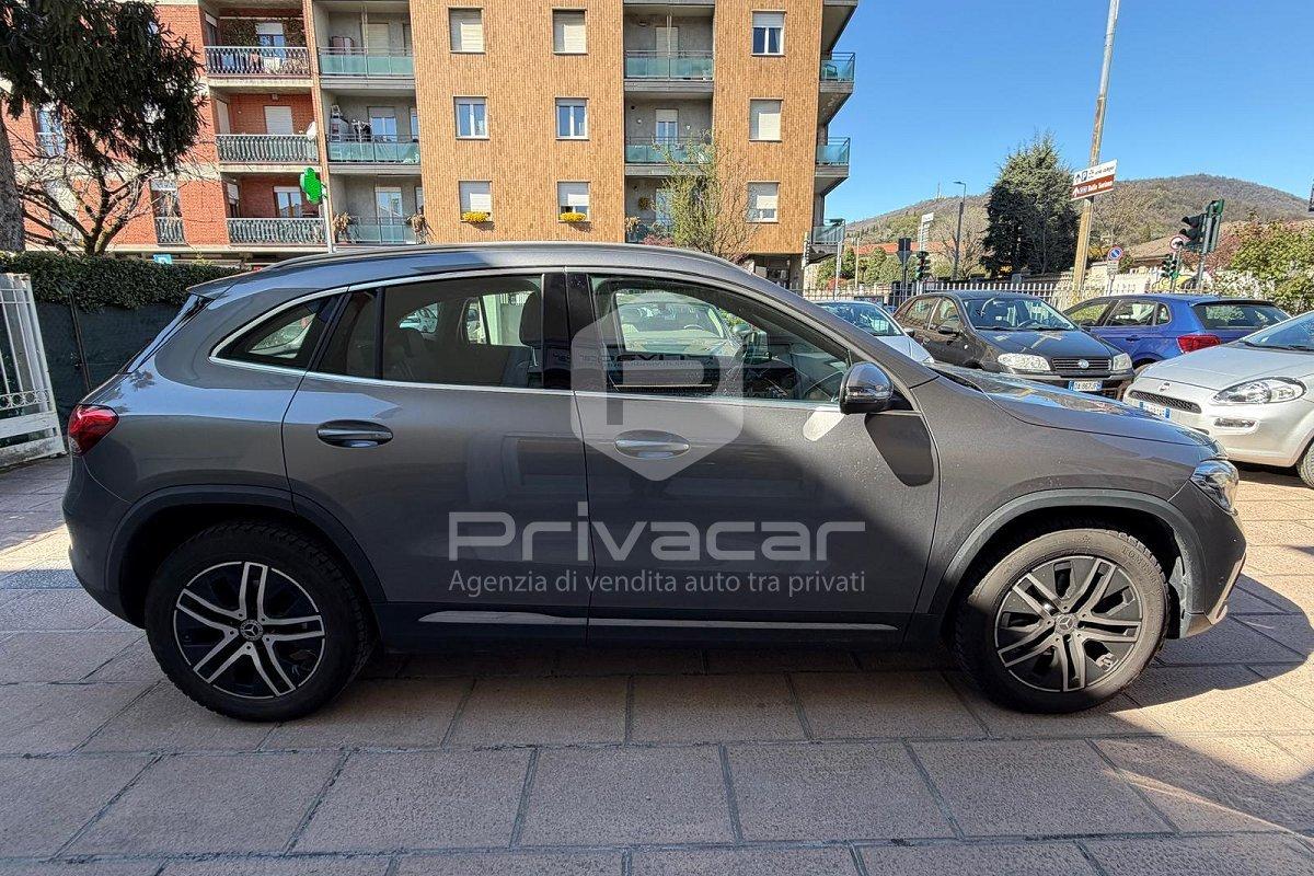 MERCEDES GLA 180 Automatic Sport