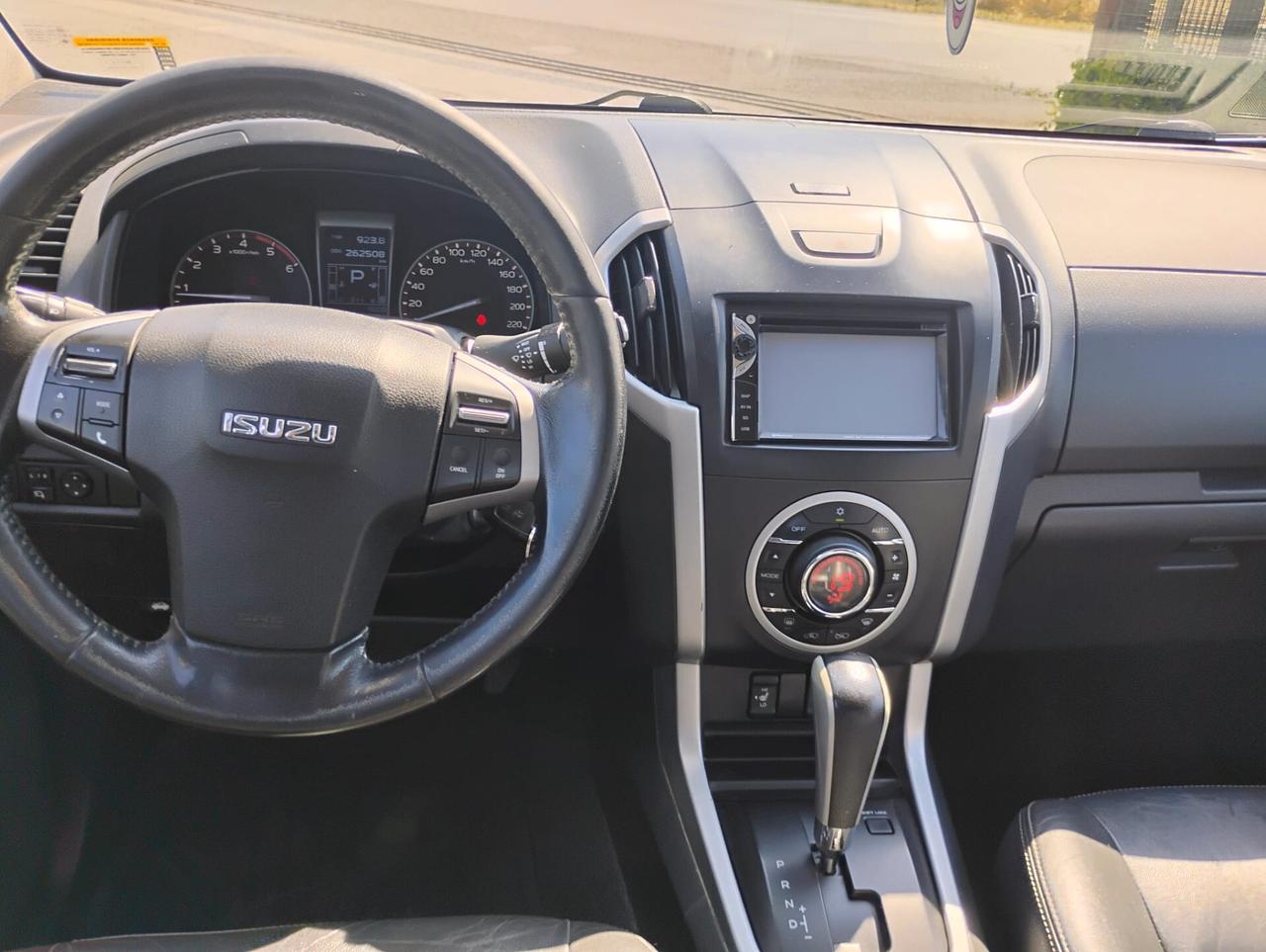 Isuzu D-Max 2.5 Dop Cab Quasar A/T 4WD GANCIO TRAINO