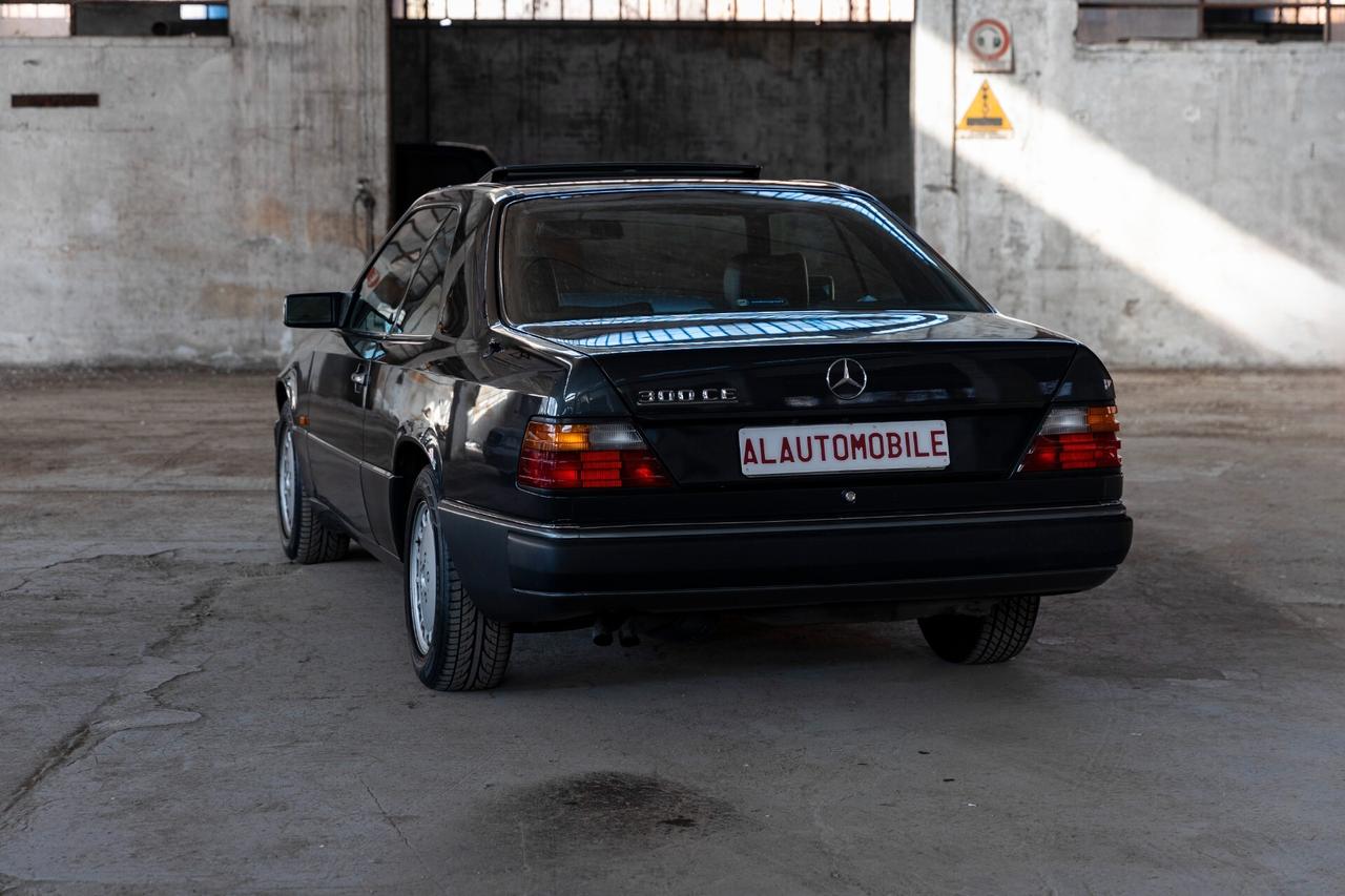 Mercedes-benz 300 CE cat Coupé