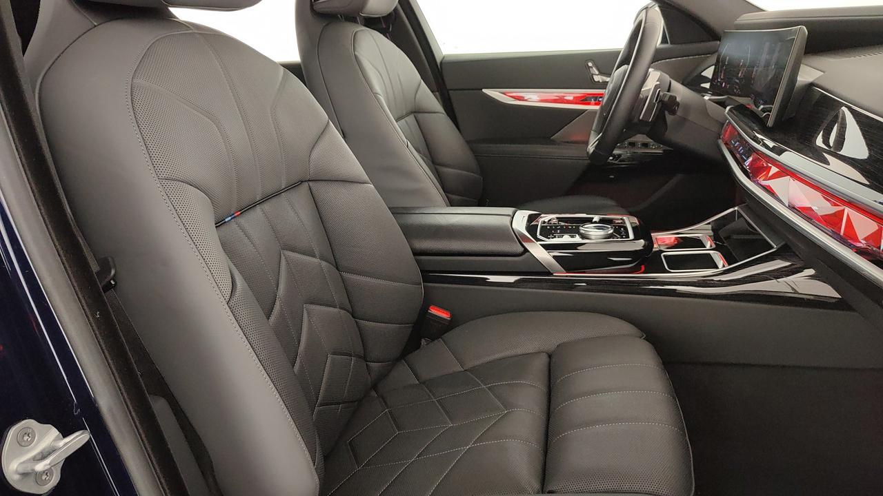 BMW Serie 7 G70 - 740d mhev xdrive MSport Pro auto