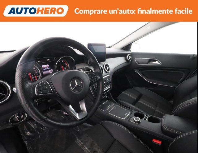 MERCEDES-BENZ GLA 220 Automatic 4Matic Sport