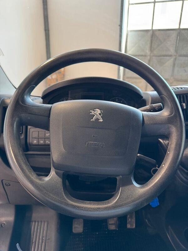 PEUGEOT BOXER 2.2 RIBALTABILE Km 37.000