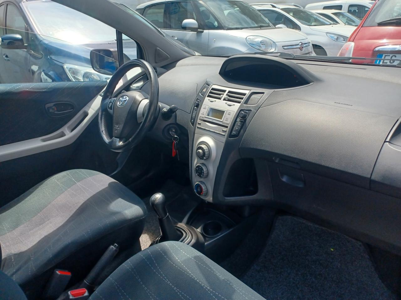 Toyota Yaris 1.0 BENZINA SOLO 100000 KM