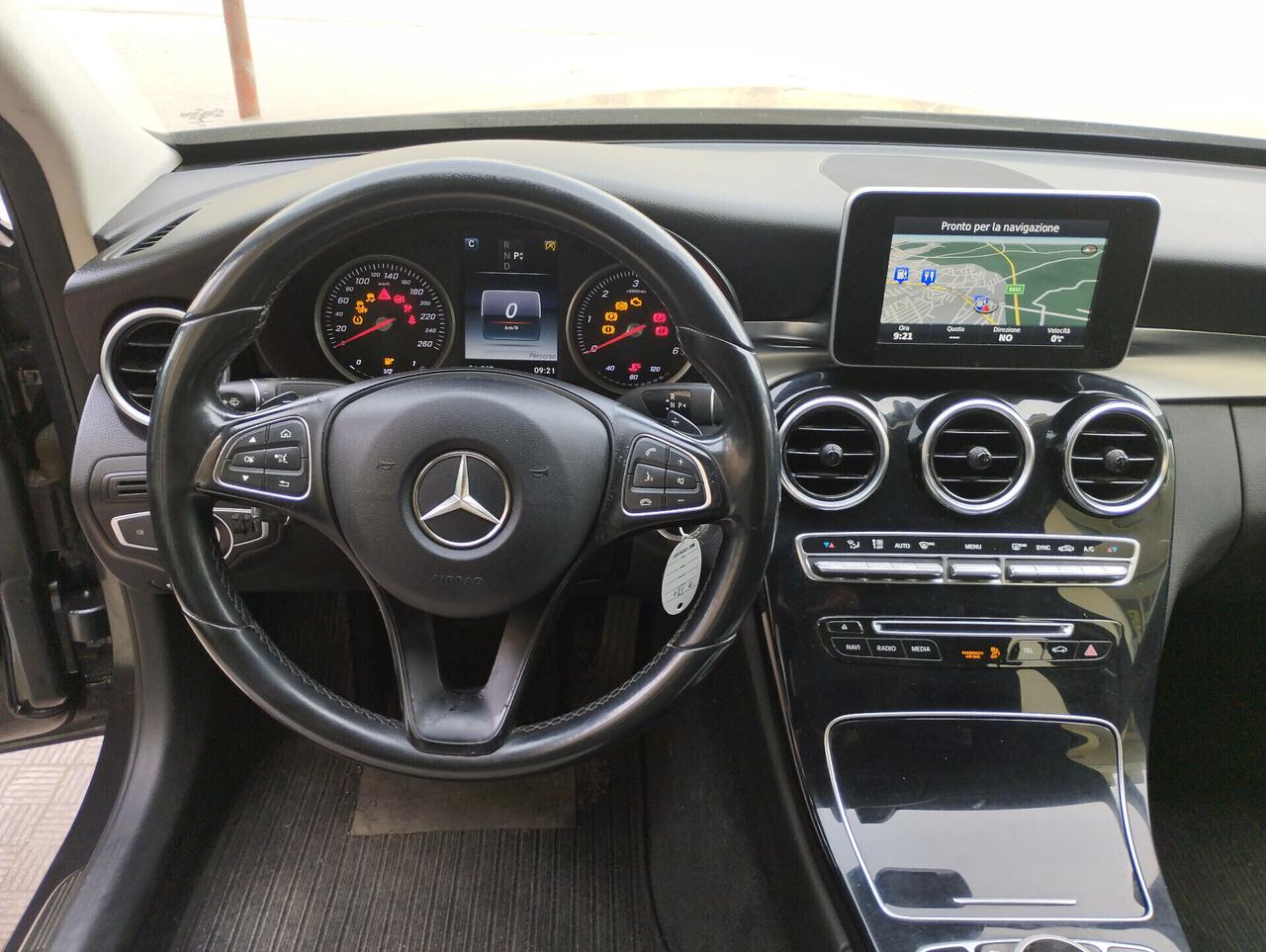 Mercedes-benz C 180 d Auto Exclusive