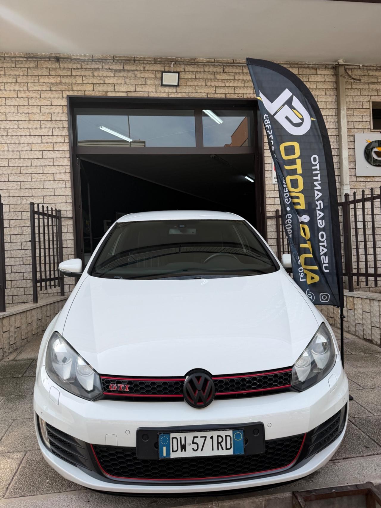 Volkswagen Golf GTI 2.0 TSI DSG 3p.