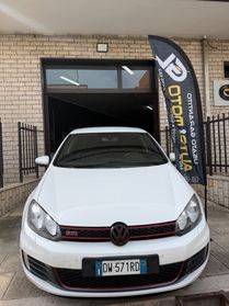 Volkswagen Golf GTI 2.0 TSI DSG 3p.