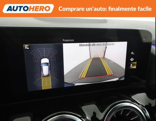 MERCEDES-BENZ GLA 180 d Automatic Premium