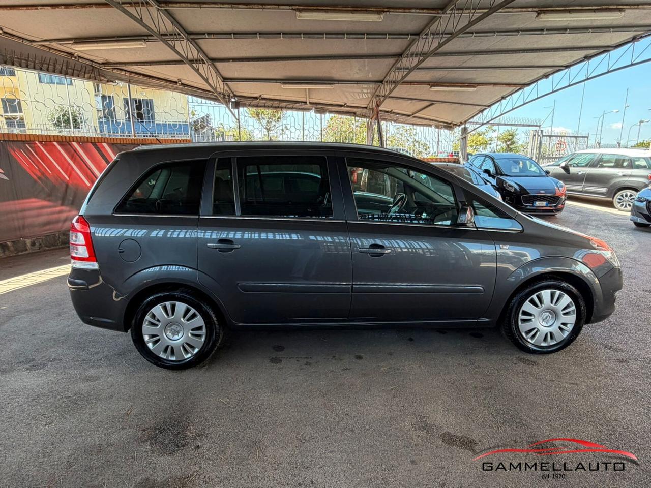 Opel Zafira 1.7 Cosmo 125cv 7 POSTI