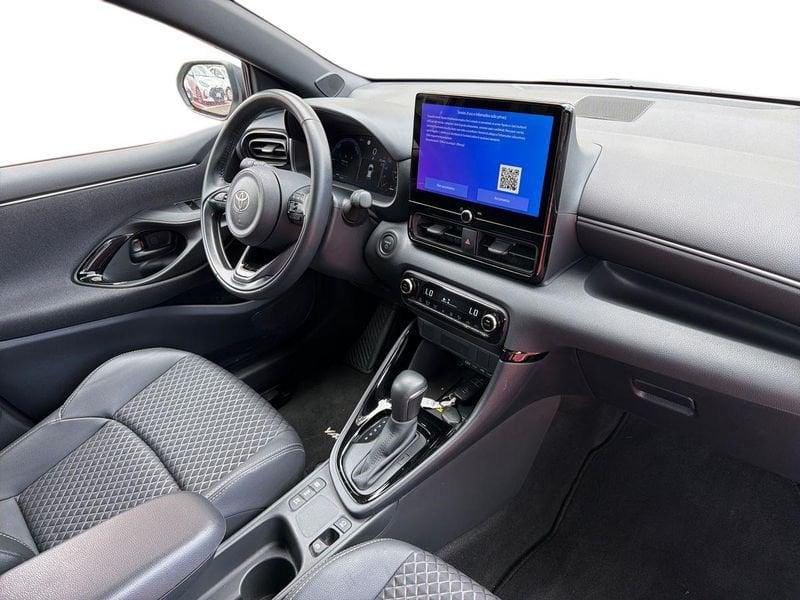 Toyota Yaris Yaris 1.5h 130 Lounge