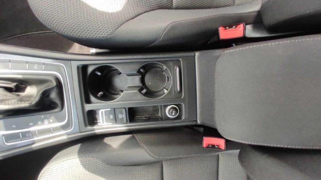 VOLKSWAGEN Golf 1.6 TDI 115CV DSG SERIE 7- Business BM Technolo