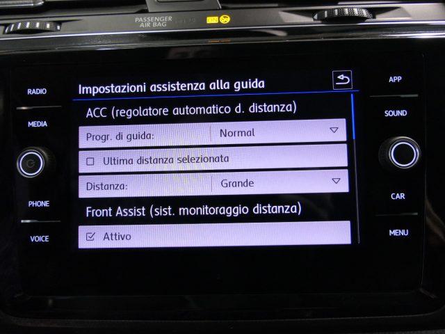 VOLKSWAGEN Touran 1.5 TSI ACT DSG Business BlueMotion Technology