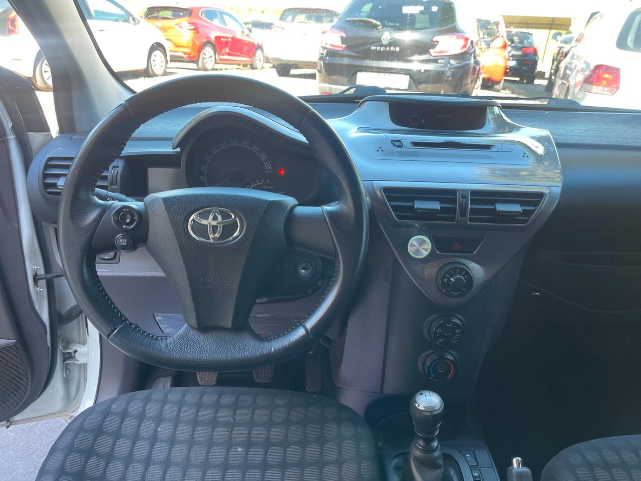 Toyota iQ 1.4 DIESEL NEO PATENTATI