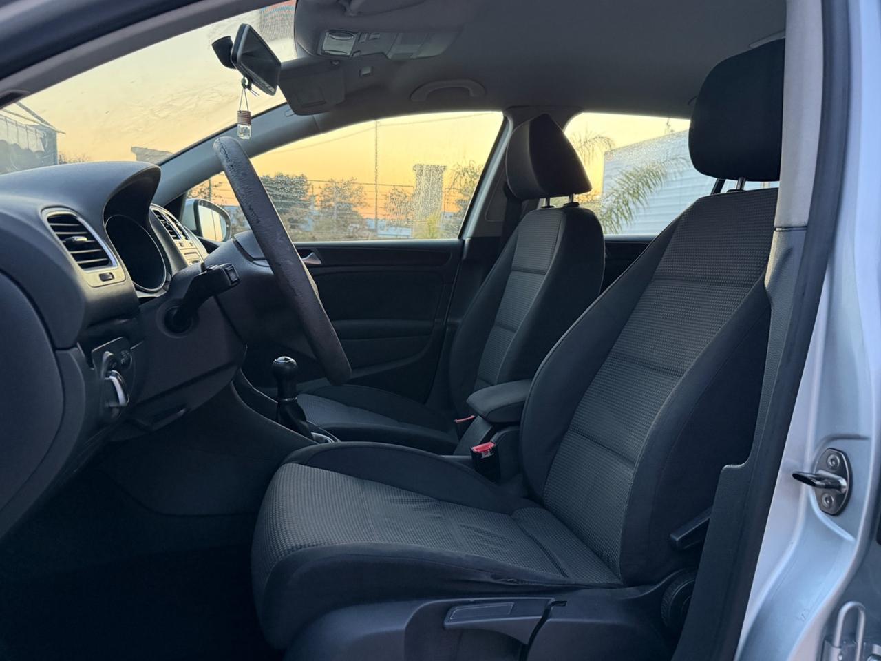 Volkswagen Golf 1.6 TDI DPF 5p. Highline