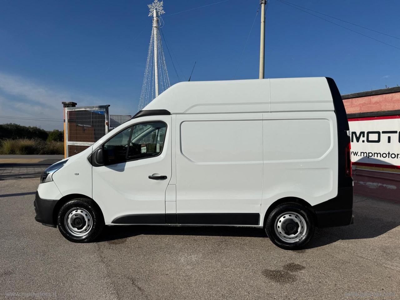 TRAFIC TETTO ALTO 2.0 145CV